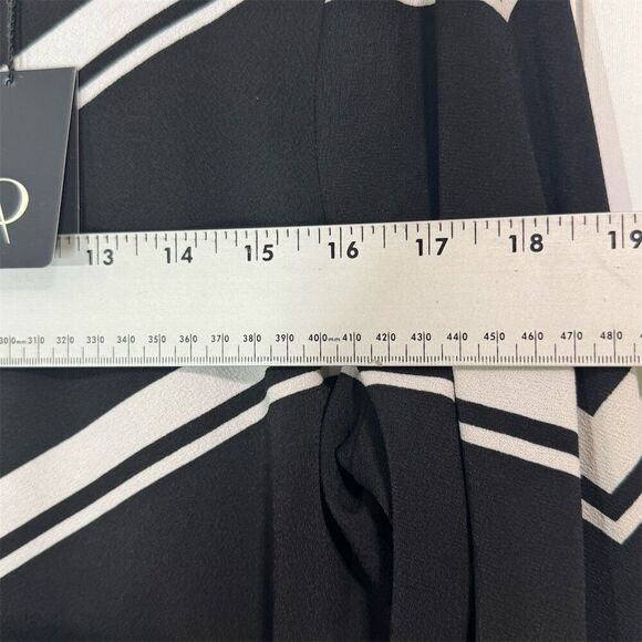 NWT Adrianna Papell Chevron Stripe Blouse M Black White 3/4 Sleeve Work Top - Picture 8 of 10